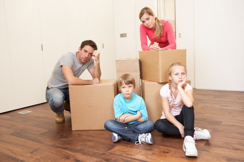 Affordable student removals service in Brent